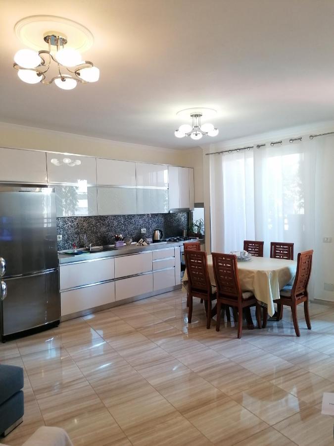 Holiday Center Apartment Shkodër Eksteriør bilde